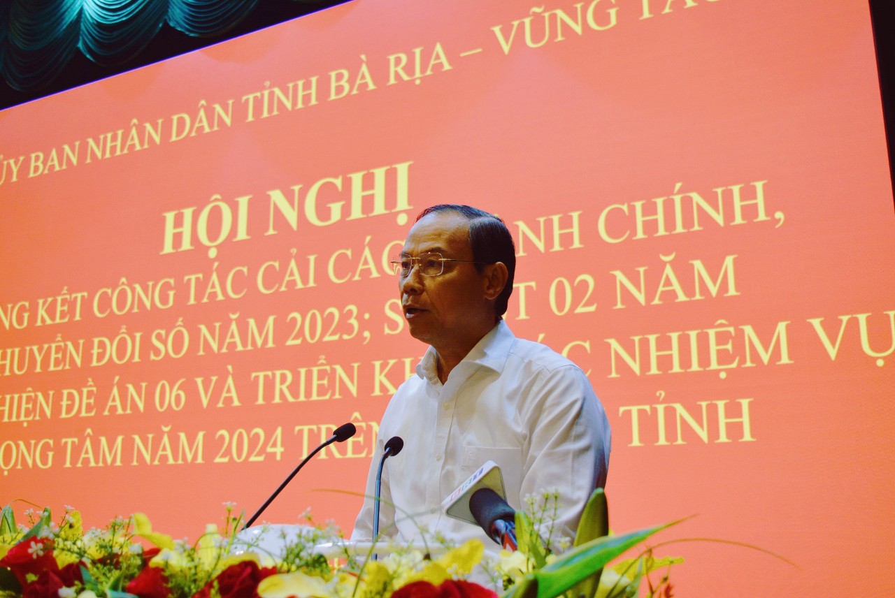 Nguyễn Văn Thọ- Chủ tịch UBND Tỉnh Bà Rịa- Vũng Tàu phát  biểu  tổng  kết tại  Hội  nghị