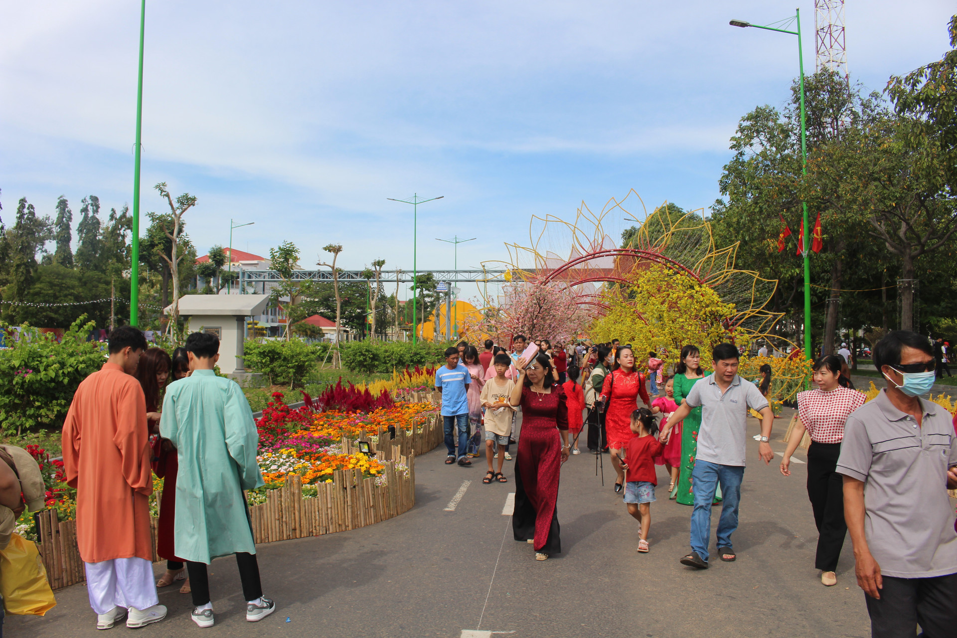 Flower Street promises to be a meaningful destination for people in the province to enjoy the traditional Lunar New Year while promoting the image of Phan Thiet’s homeland to domestic and foreign tourists