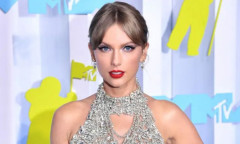 Taylor Swift tham gia vòng hạt giống trị giá 2,8 triệu đô la trong CharacterX