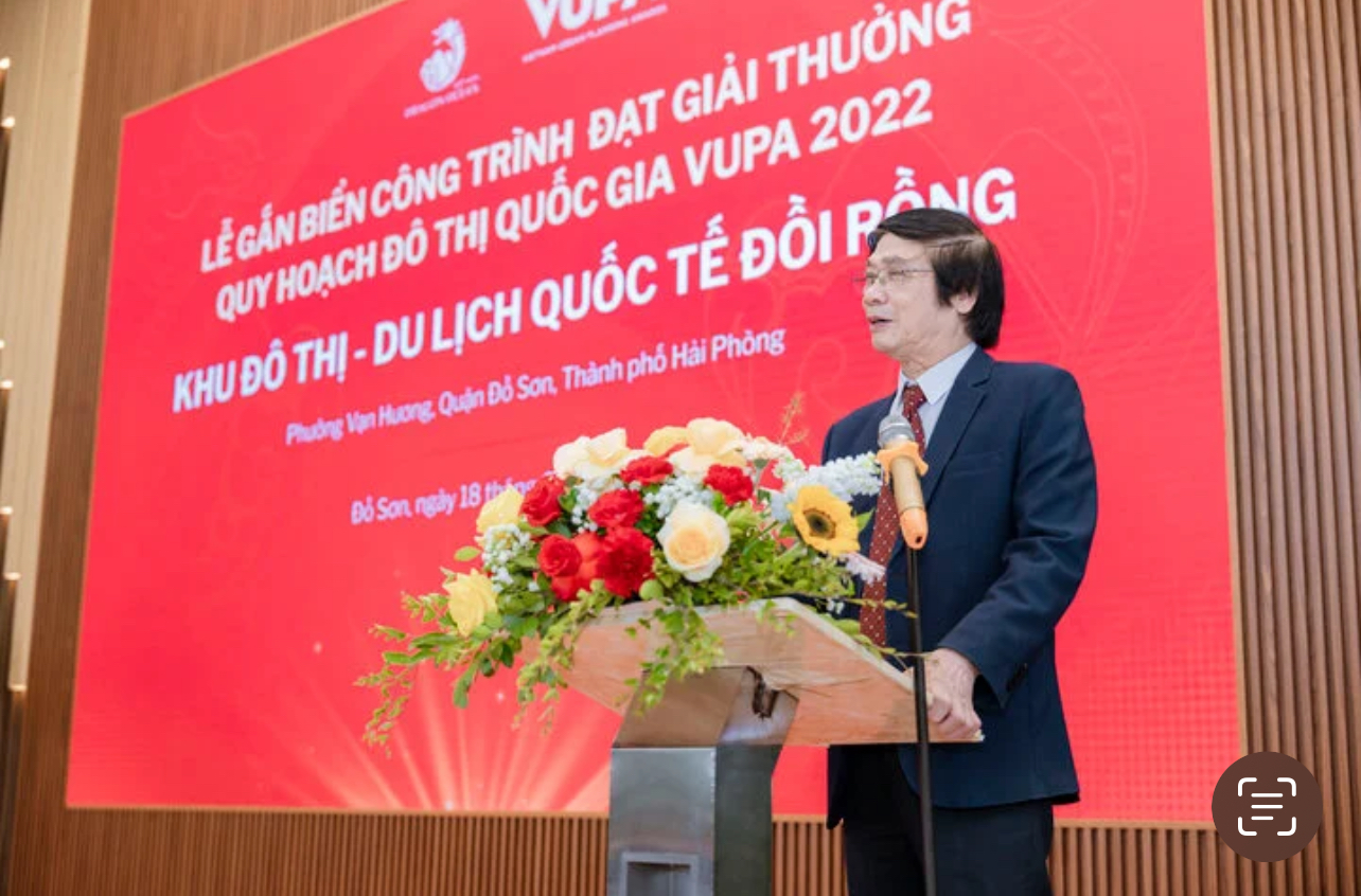 Ông Trần Ngọc Chính - Chủ tịch Hội Quy hoạch Phát triển đô thị Việt Nam phát biểu tại sự kiện