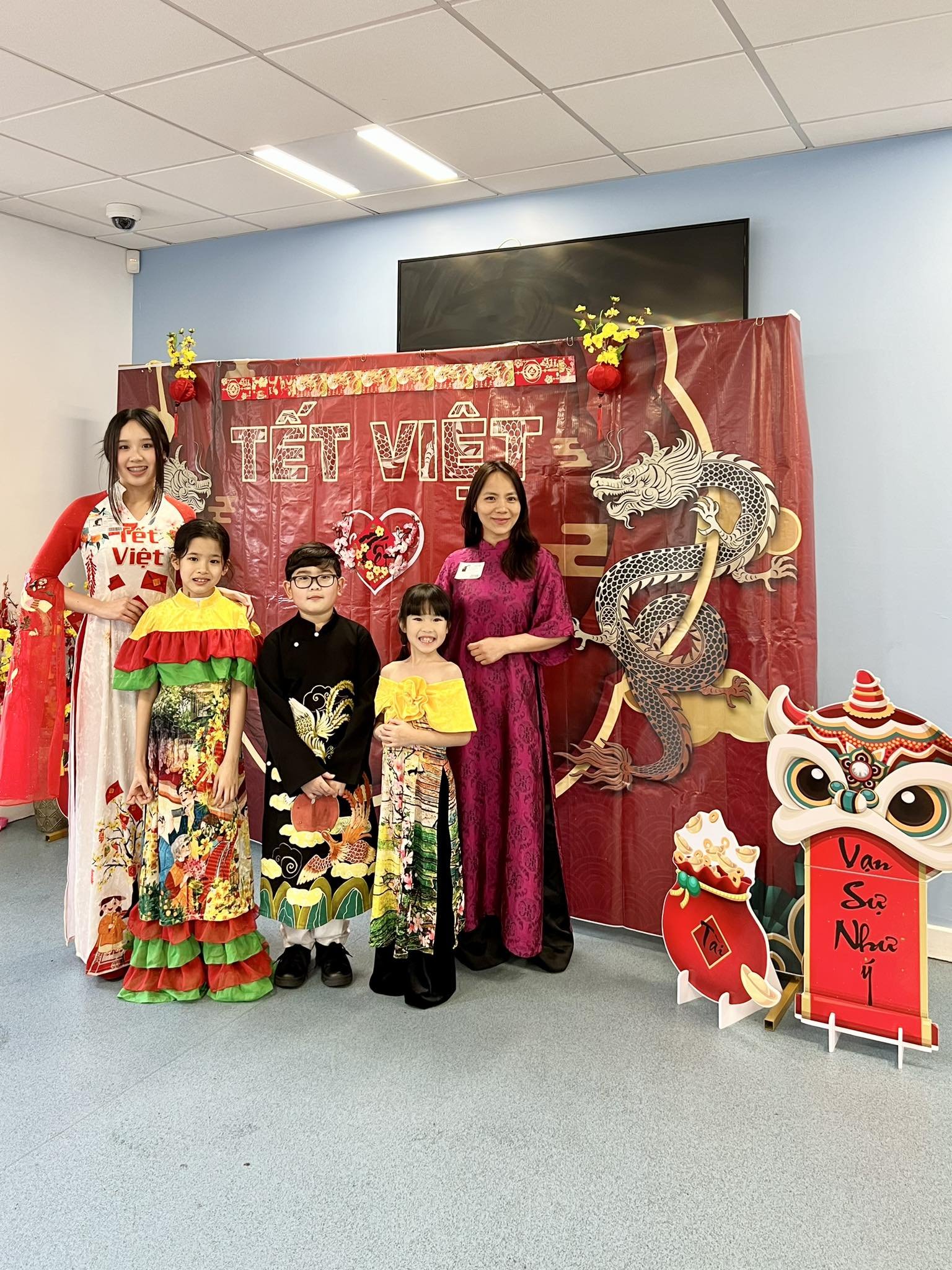 Introducing Vietnamese Tet to the children of Ark Oval Primary Academy