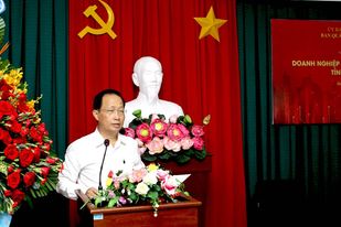 Phó Chủ tịch Thường trực UBND tỉnh Nguyễn Trúc Sơn phát biểu. (Ảnh: Trương Hùng)