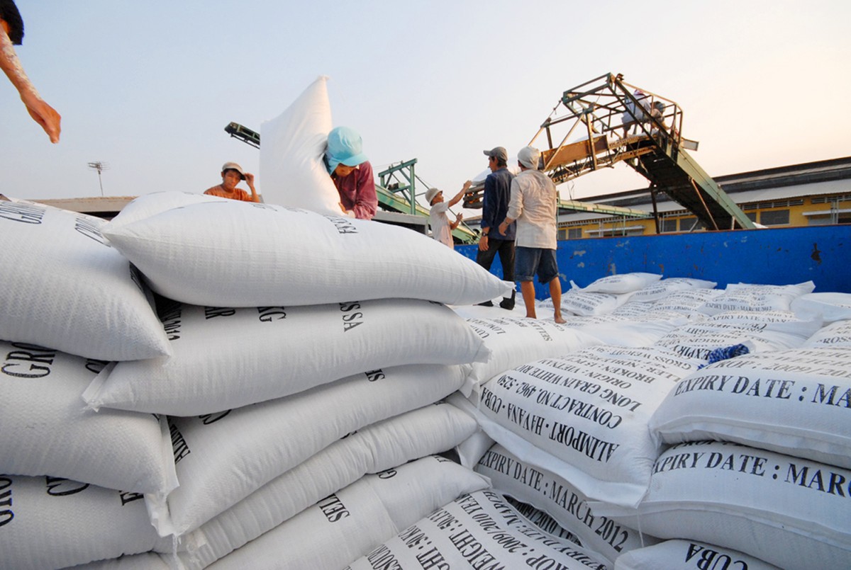 The Prime Minister directs the promotion of sustainable rice production and export