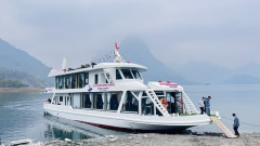 Tuyên Quang: Đưa du thuyền cao cấp Phượng Hoàng phục vụ du lịch và Lễ hội Hương sắc Na Hang năm 2024