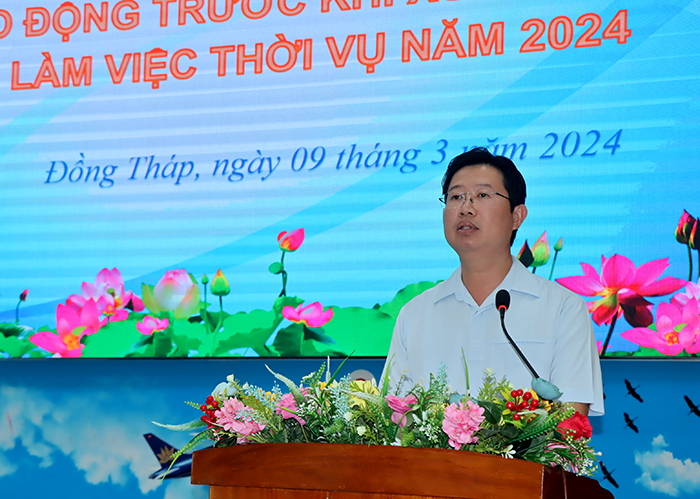 Vice Chairman of the Provincial People’s Committee Huynh Minh Tuan encouraged the workers