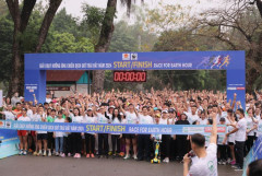 Gần 1.500 vận động viên tham gia giải chạy hưởng ứng Chiến dịch Giờ Trái đất năm 2024