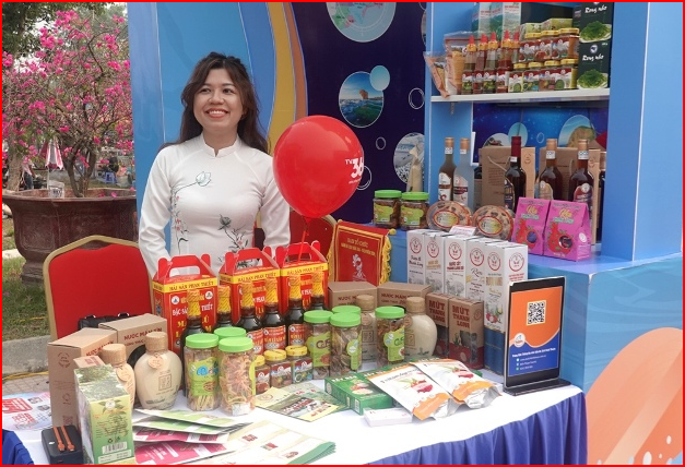 Booth displaying Binh Thuan’s products -Photo: Nguyen Vu