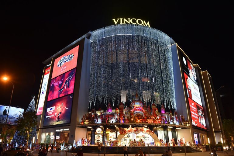 Vincom Retail hiện sở hữu 83 trung tâm thương mại tọa lạc tại các vị trí trung tâm trên khắp 44 tỉnh thành của Việt Nam.
