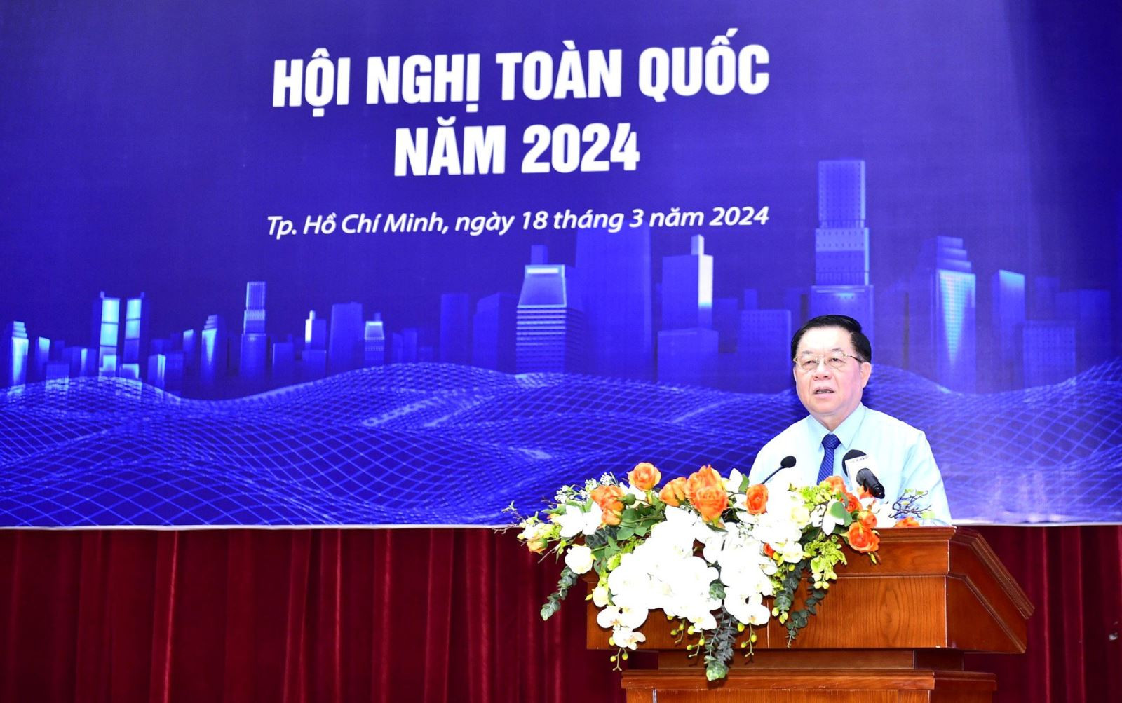 Đồng chí Nguyễn Trọng Nghĩa - Bí thư Trung ương Đảng, Trưởng Ban Tuyên giáo Trung ương phát biểu chỉ đạo hội nghị