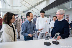 Tim Cook đến thăm Trung Quốc nhằm cải thiện doanh số bán iPhone