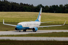 Cổ phiếu Boeing tăng giá sau khi CEO nghỉ việc vì tai nạn an toàn của 737
