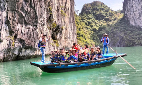 Quang Ninh: Total tourism revenue in the first 3 months of 2024 is estimated to exceed VND 10,200 billion