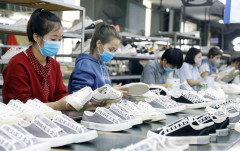 Việt Nam chiếm  10% thị phần, xếp thứ 2 thế giới về xuất khẩu giày dép