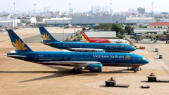Giá vé máy bay tăng cao sẽ tác động thế nào đến ngành du lịch?