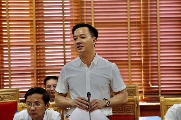 Chủ tịch Hội Doanh nhân trẻ tỉnh Thanh Hóa Nguyễn Xuân Hưng tham luận tại buổi tọa đàm