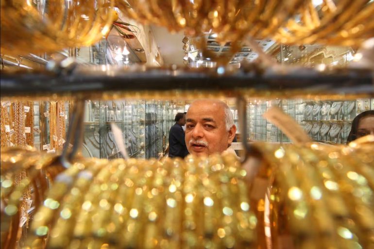 Giá vàng tăng làm giảm nhu cầu nhập khẩu ngắn hạn của Ấn Độ