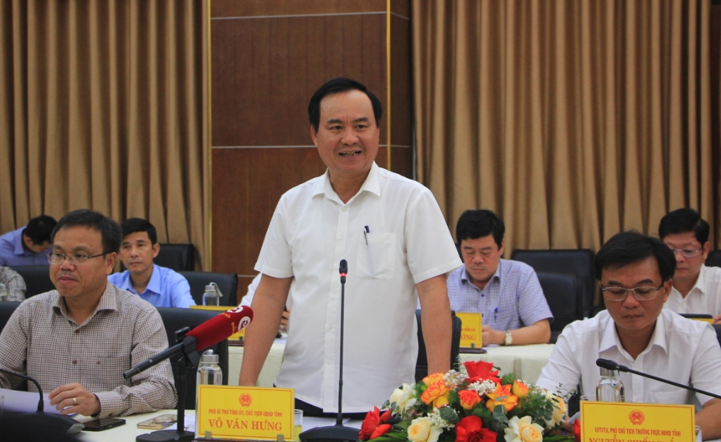 Ông Võ Văn Hưng, Chủ tịch UBND tỉnh Quảng Trị phát biểu tại buổi làm việc