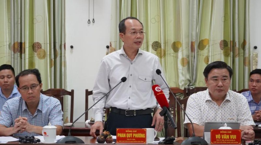 Phó Chủ tịch UBND tỉnh Thừa Thiên Huế Phan Quý Phương phát biểu tại buổi làm việc