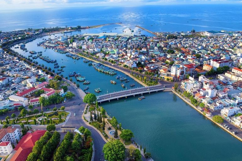 Thành phố Phan Thiết: Phát triển kinh tế của một đô thị biển đặc trưng