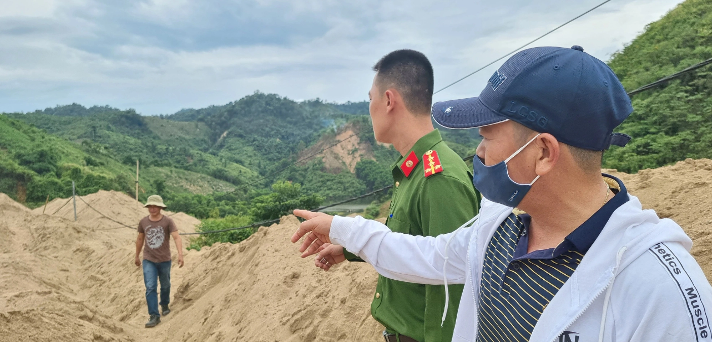 Công an tỉnh Quảng Trị phát hiện việc hút cát trái phép ở thuỷ điện Khe Giông vào tháng 7/2021