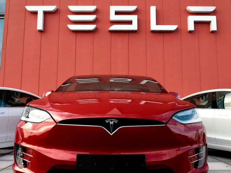 Tesla tiếp tục "hâm nóng" cuộc chiến giảm giá xe điện