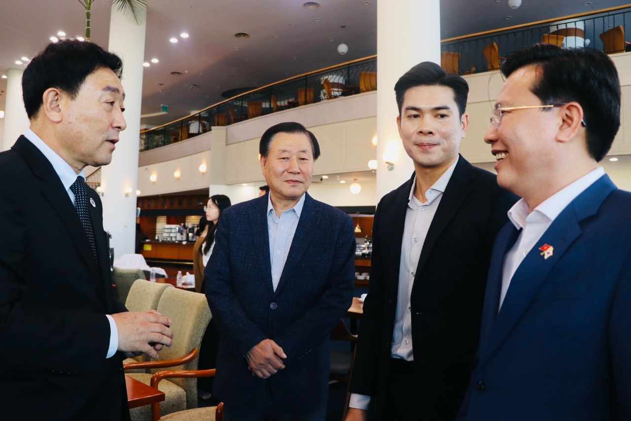 Deputy Secretary of the Provincial Party Committee Nguyen Thanh Hai worked and surveyed the Jeju International Convention Centre (ICC)