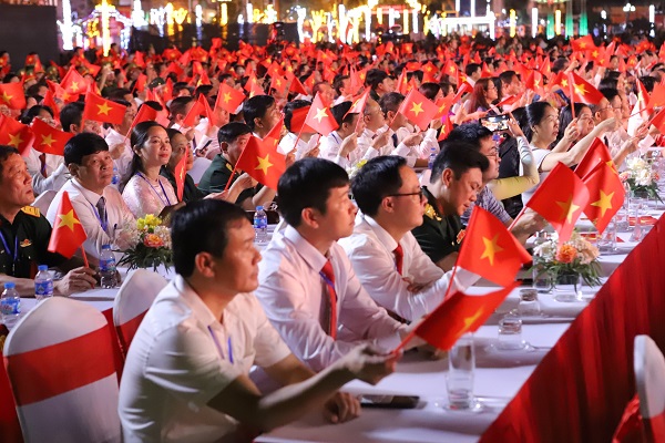 Các đại biểu tham dự tại điểm cầu Thanh Hoá