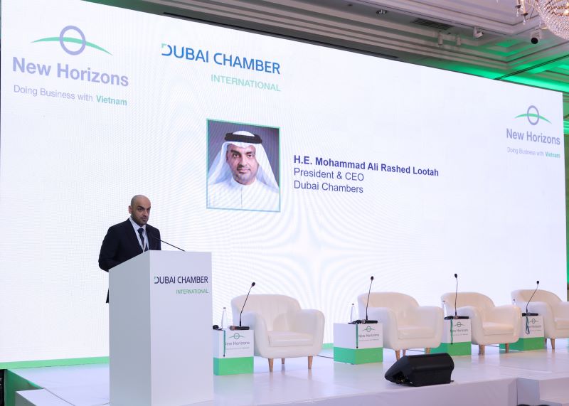 Ông Mohammad Ali Rashed Lootah - Chủ tịch kiêm Giám đốc điều hành của Dubai Chambers phát biểu tại sự kiện