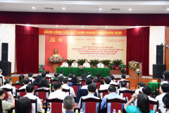 Quán triệt và triển khai thực hiện Nghị quyết 41 của Bộ Chính trị về xây dựng và phát huy vai trò của đội ngũ doanh nhân Việt Nam trong thời kỳ mới