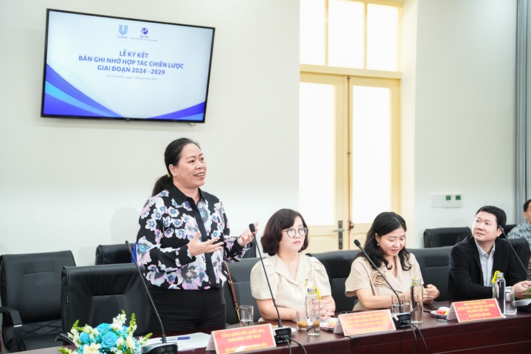 Bà Nguyễn Thị Bích Vân, Tổng Giám đốc Quốc gia Unilever Việt Nam chia sẻ về định hướng của Unilever Việt Nam.