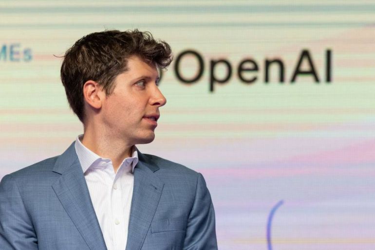 Sam Altman cùng OpenAI đang đối mặt với khủng hoảng về quản trị