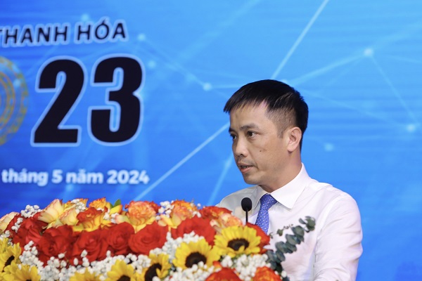 Ông Đậu Anh Tuấn, Ủy viên Ban Thường trực, Phó Tổng Thư ký Liên đoàn Thương mại và Công nghiệp Việt Nam, Giám đốc Dự án PCI chia sẻ phương pháp, cách triển khai DDCI tại các tỉnh, thành phố.