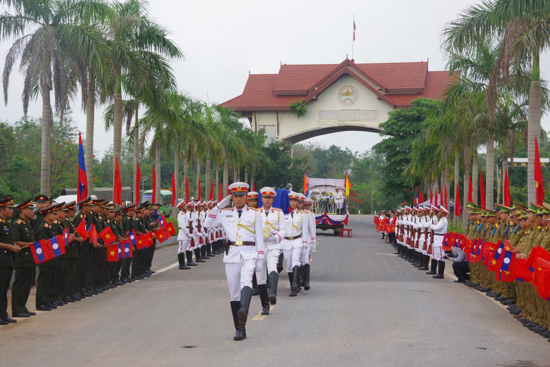Quảng Trị tổ chức Lễ đón nhận hài cốt liệt sĩ quân tình nguyện Việt Nam hi sinh tại Lào mùa khô 2023 – 2024