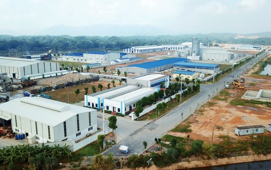 Khu công nghiệp Cẩm Khê, huyện Cẩm Khê được triển khai từ năm 2017 với tổng diện tích quy hoạch 450ha
