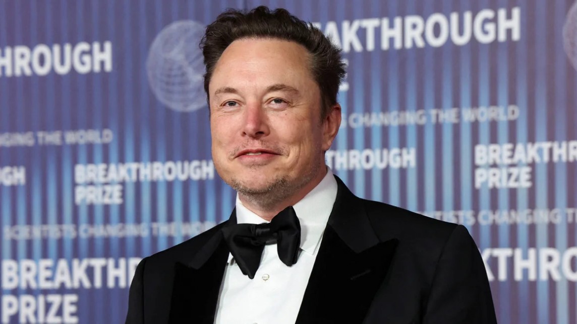 Elon Musk thích đọc sách và chơi game