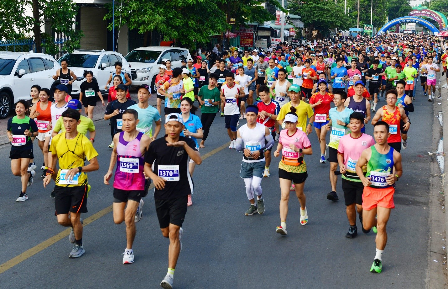 Giải việt dã “Cung đường Mùa trái chín”,  sự kiện thu hút hàng ngàn người đam mê chạy bộ đăng ký tham gia