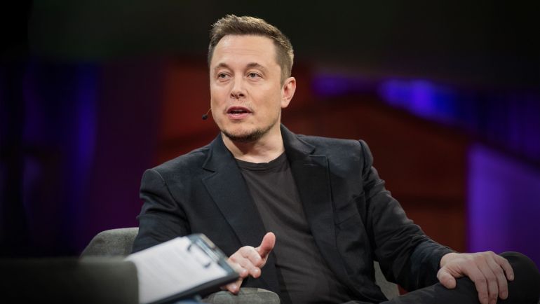 Lý do gì khiến Elon Musk bị cổ đông Tesla nộp đơn kiện?