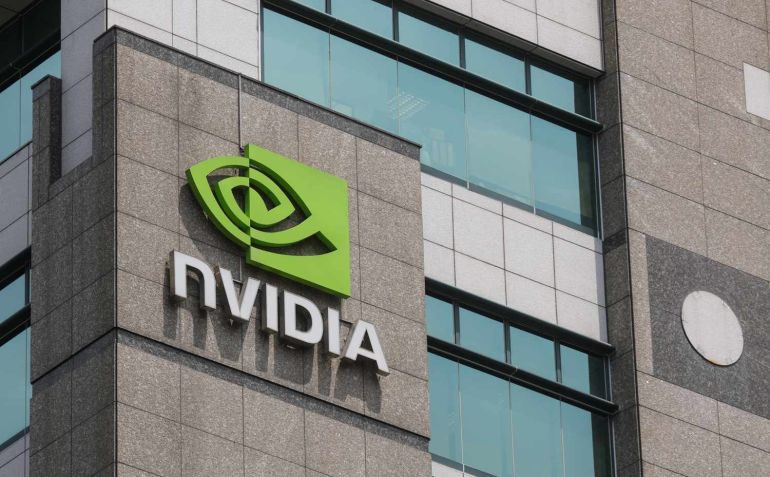 Cổ phiếu bứt phá mạnh mẽ giúp vốn hóa của Nvidia chạm mốc 3 nghìn tỷ USD
