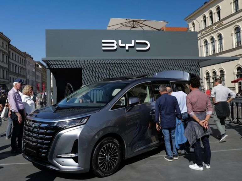 Mẫu xe điện của BYD tại Triển lãm ôtô quốc tế ở Munich, Đức ngày 8/9/2023.
