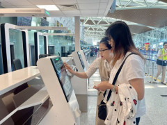 Nhà ga quốc tế Đà Nẵng triển khai công nghệ làm thủ tục tự động