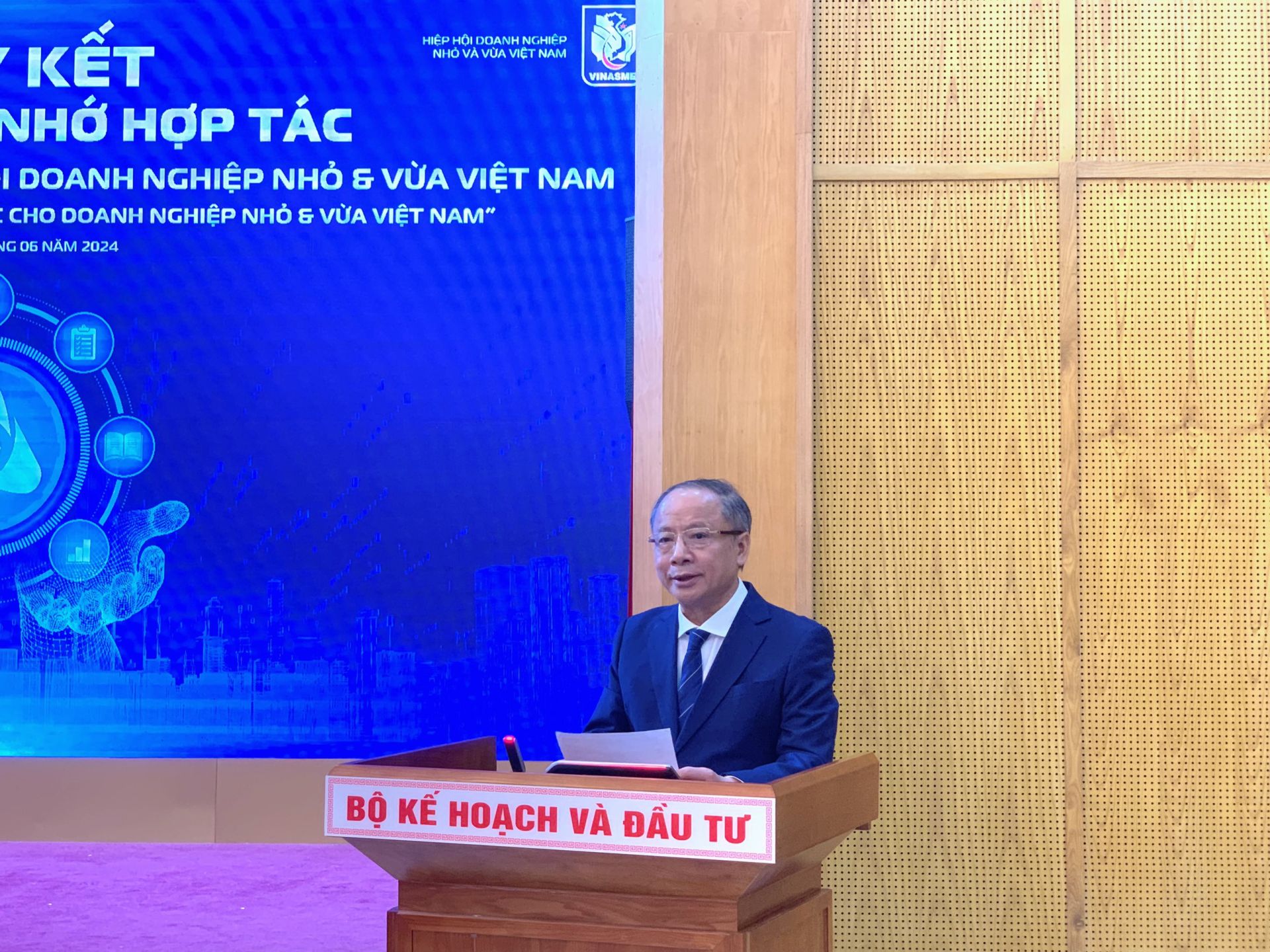 Mr. Nguyen Van Than - Chairman of the Vietnam Association of Small and Medium Enterprises