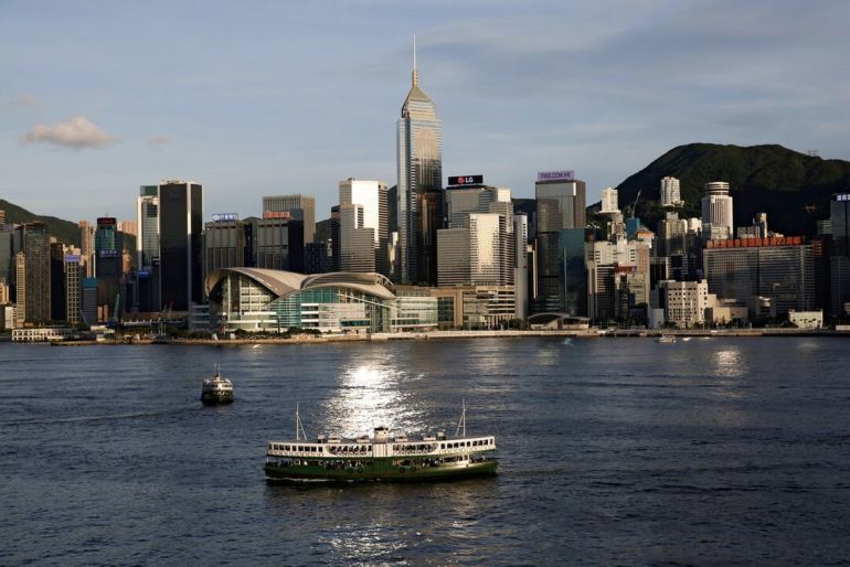 Cơn sốt tài sản nước ngoài của giới nhà giàu Trung Quốc thúc đẩy dòng vốn vào Hồng Kông