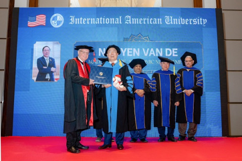 Honoring Professor and Academician Nguyen Van De for creativity, dedication, and contributions to social progress