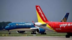 Vietnam Airlines và Vietjet Air cạnh tranh thị phần trên sân nhà