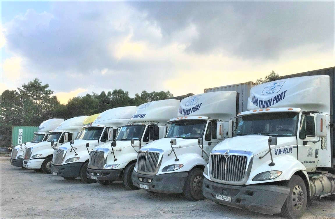 The fleet branded with Long Thanh Phat always serves with dedication