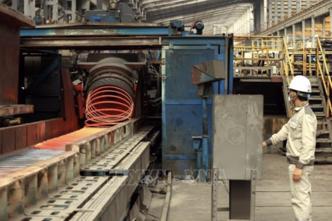 Removing difficulties and protecting domestic steel manufacturing enterprises