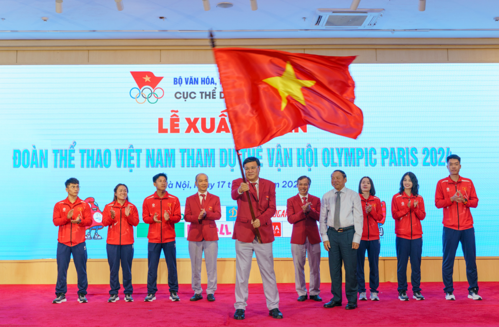 Lễ xuất quân Đoàn thể thao Việt Nam (TTVN) tham dự Olympic Paris 2024 diễn ra ngày 17_7 tại Hà Nội