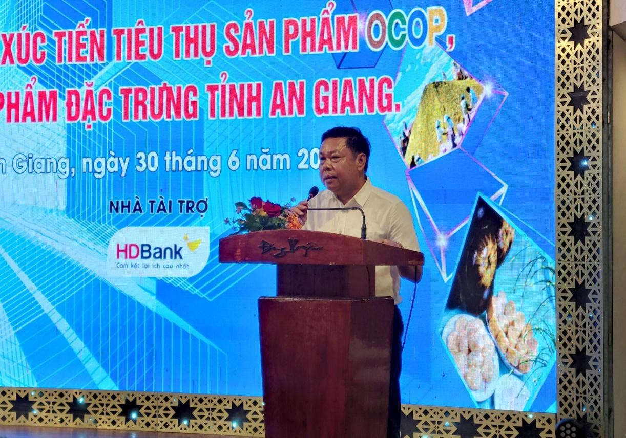 Giám đốc Trung tâm Xúc tiến Thương mại và Đầu tư An Giang Lê Trung Hiếu phát biểu tại buổi Tọa đàm 