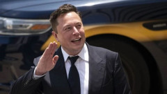 CEO Tesla mất tiền nhiều nhất thế giới trong một ngày
