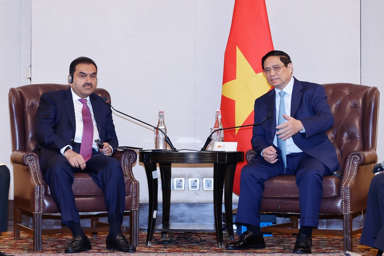 Prime Minister Pham Minh Chinh and billionaire Gautam Adani, Chairman of the Adani Group